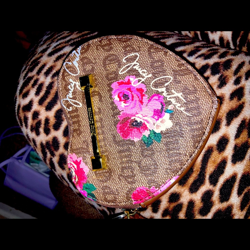 Juicy couture con purse 👛🌸🫶🏼